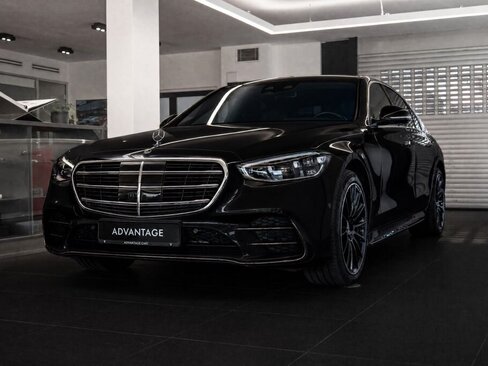Mercedes-Benz Třídy S Sedan / Limuzína 3,0 l 270 kw