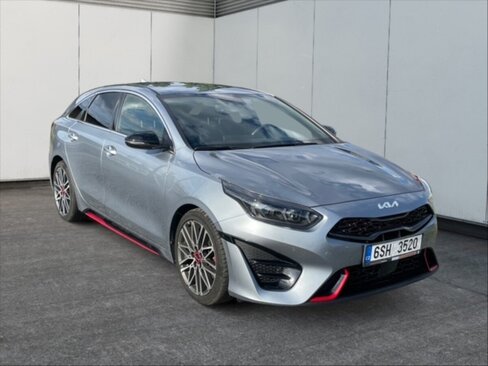 KIA ProCeed Hatchback 1,6 l 150 kw