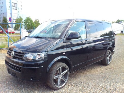 Volkswagen Transporter Kombi 2,0 l 103 kw