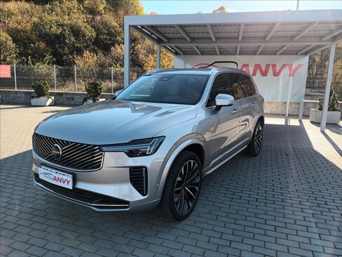 Volvo XC90 SUV / Terénní 2,0 l 184 kw