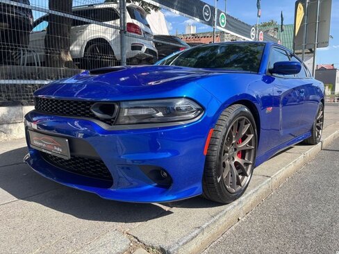 Dodge Charger Sedan / Limuzína 6,4 l 362 kw