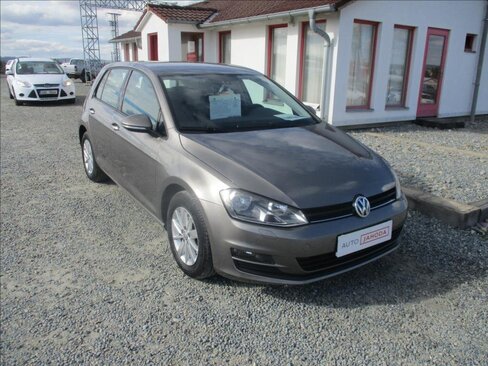 Volkswagen Golf Hatchback 1,2 l 63 kw
