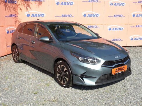 KIA Ceed Hatchback 1,5 l 103 kw