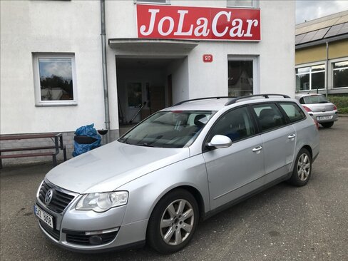 Volkswagen Passat Kombi 2,0 l 103 kw