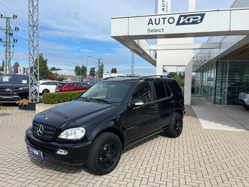 Mercedes-Benz Třídy M SUV / Terénní 2,7 l 120 kw