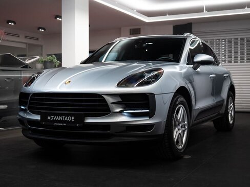 Porsche Macan SUV / Terénní 2,0 l 195 kw