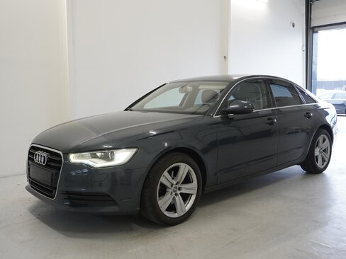 Audi A6 Sedan / Limuzína 2,8 l 150 kw