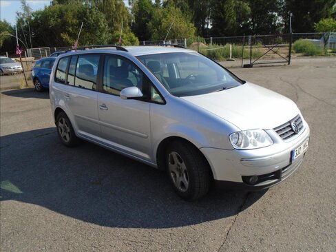 Volkswagen Touran MPV 1,9 l 77 kw