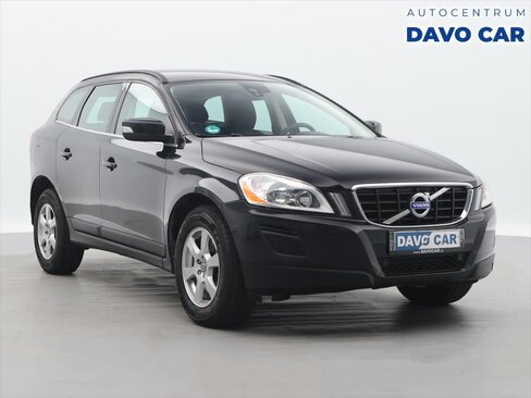 Volvo XC60 SUV / Terénní 2,4 l 120 kw