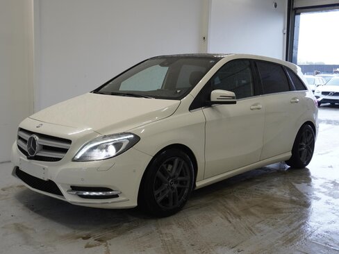 Mercedes-Benz Třídy B Hatchback 2,0 l 155 kw
