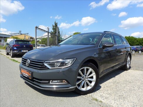 Volkswagen Passat Kombi 1,6 l 88 kw