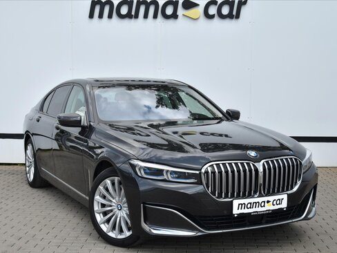 BMW Řada 7 Sedan / Limuzína 3,0 l 250 kw