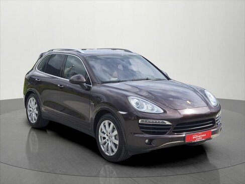Porsche Cayenne SUV / Terénní 4,1 l 281 kw