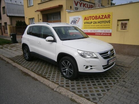Volkswagen Tiguan SUV / Terénní 2,0 l 125 kw