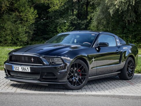 Ford Mustang Kupé 3,7 l 231 kw