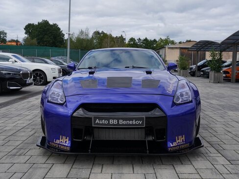Nissan GT-R Kupé 3,8 l 450 kw