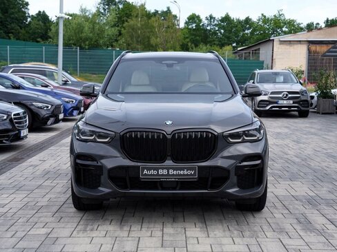BMW X5 SUV / Terénní 3,0 l 250 kw