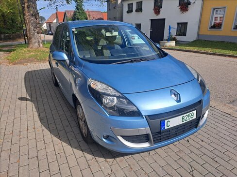 Renault Scénic MPV 1,5 l 70 kw