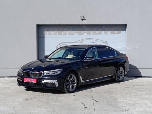 BMW Řada 7 Ostatní 4,4 l 330 kw