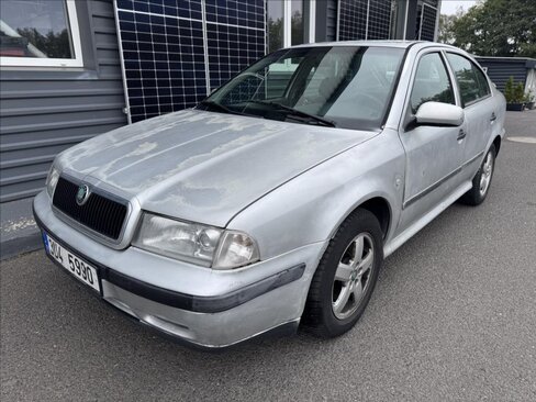 Škoda Octavia Liftback 1,6 l 74 kw