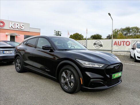Ford Mustang Mach-E SUV / Terénní 0,0 221 kw