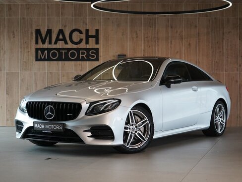 Mercedes-Benz Třídy E Kupé 2,0 l 180 kw