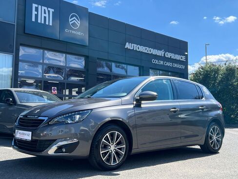 Peugeot 308 Hatchback 1,2 l 96 kw