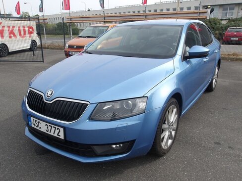 Škoda Octavia Sedan / Limuzína 1,6 l 81 kw