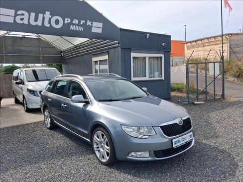 Škoda Superb Kombi 2,0 l 103 kw