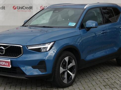 Volvo XC40 SUV / Terénní 2,0 l 120 kw