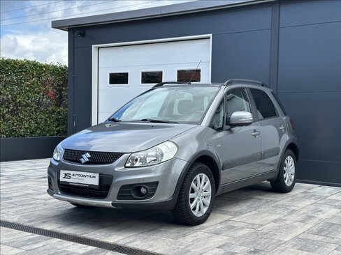 Suzuki SX4 Hatchback 2,0 l 99 kw