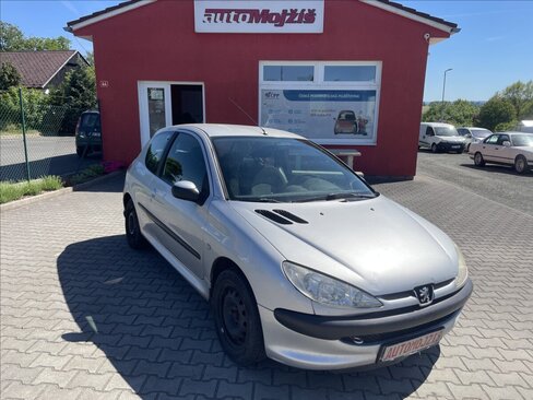 Peugeot 206 Hatchback 1,4 l 50 kw