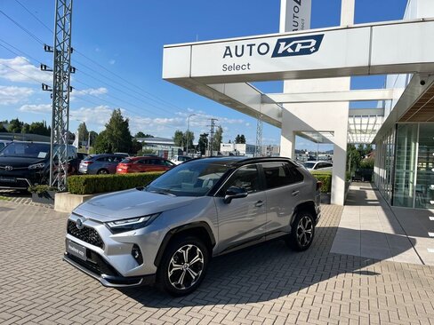 Toyota RAV4 SUV / Terénní 2,5 l 225 kw
