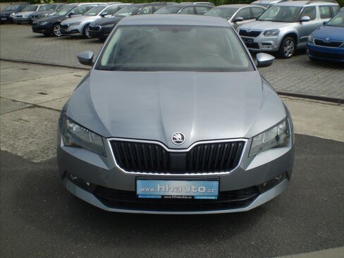 Škoda Superb Sedan / Limuzína 1,4 l 110 kw