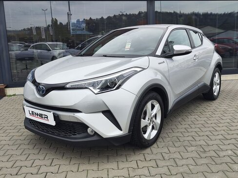 Toyota C-HR SUV / Terénní 1,8 l 90 kw