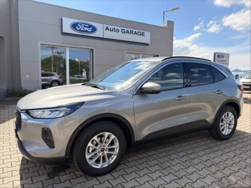 Ford Kuga SUV / Terénní 1,5 l 137 kw