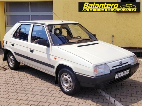Škoda Favorit Hatchback 1,3 l 43 kw