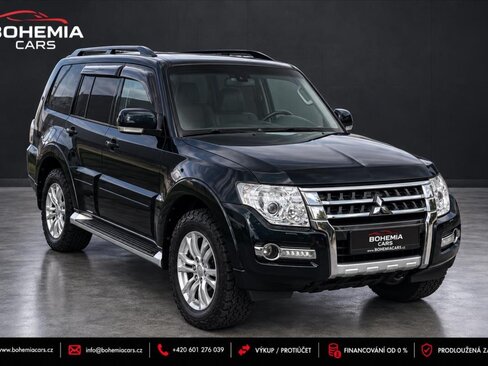 Mitsubishi Pajero SUV / Terénní 3,2 l 140 kw