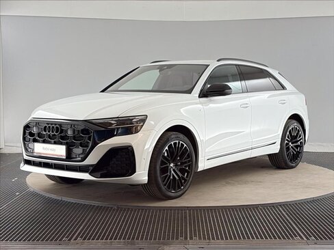 Audi Q8 SUV / Terénní 3,0 l 210 kw