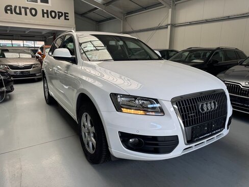 Audi Q5 SUV / Terénní 2,0 l 105 kw
