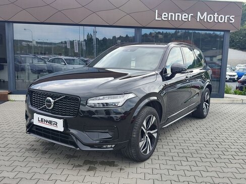 Volvo XC90 SUV / Terénní 2,0 l 173 kw