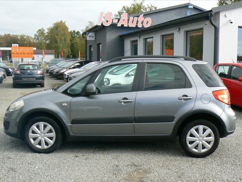 Suzuki SX4 Hatchback 1,6 l 88 kw