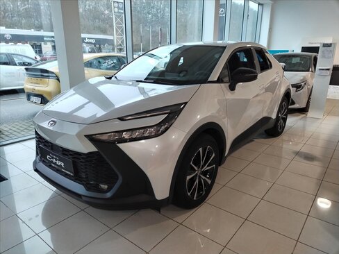 Toyota C-HR CUV / Crossover 0,0 162 kw