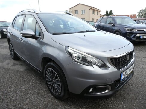 Peugeot 2008 SUV / Terénní 1,2 l 81 kw