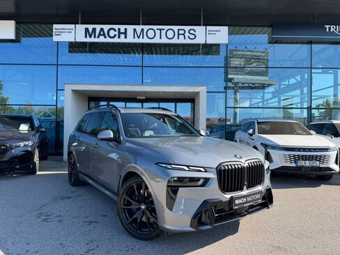 BMW X7 SUV / Terénní 3,0 l 250 kw