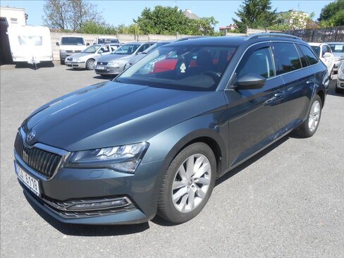 Škoda Superb Kombi 1,6 l 88 kw