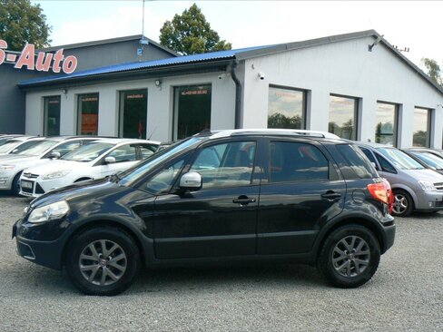 Fiat Sedici Hatchback 2,0 l 99 kw