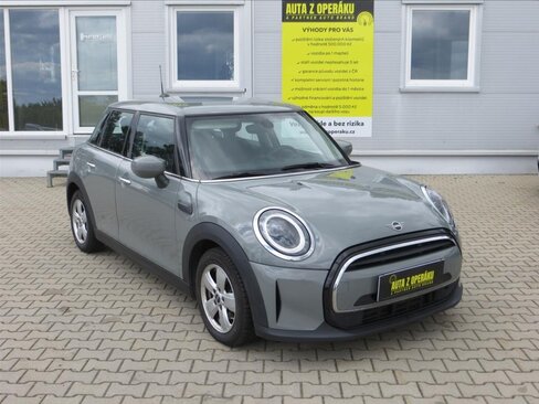 Mini Cooper Hatchback 1,5 l 100 kw