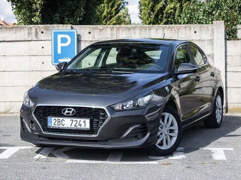 Hyundai i30 Liftback 1,6 l 100 kw