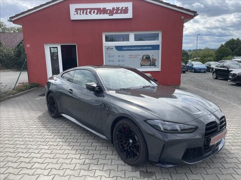 BMW M4 Kupé 3,0 l 390 kw